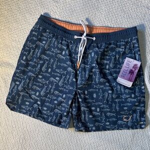 Reel Life Men's Blue Fish Swim Shorts, 3-Pockets, NWT, Size Large, Fully Lined